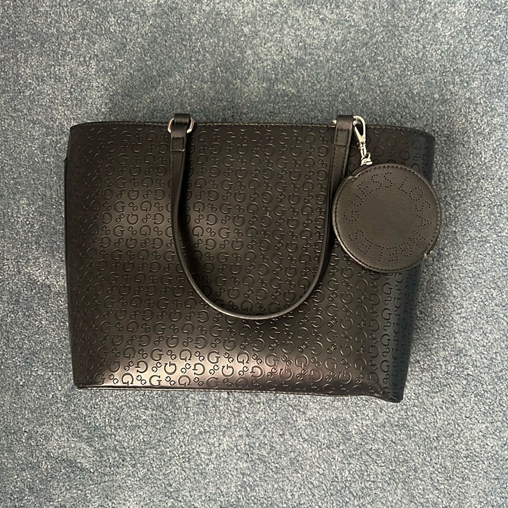 NWOT Guess Black Handbag